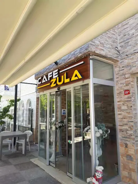 Zula Cafe Bistro Beach MRA
