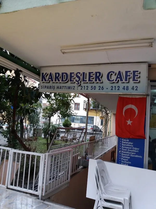 Kardeşler büfe