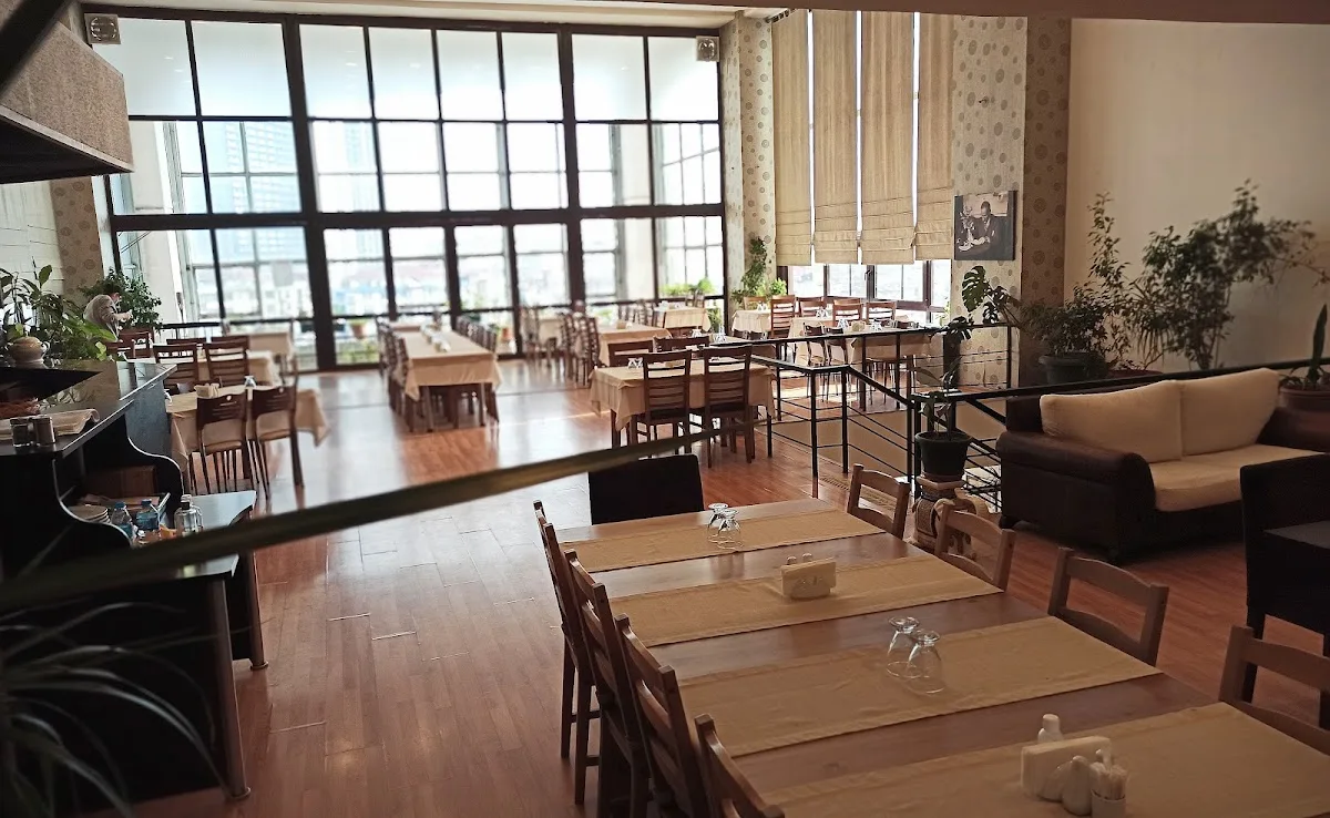 Sera Restaurant