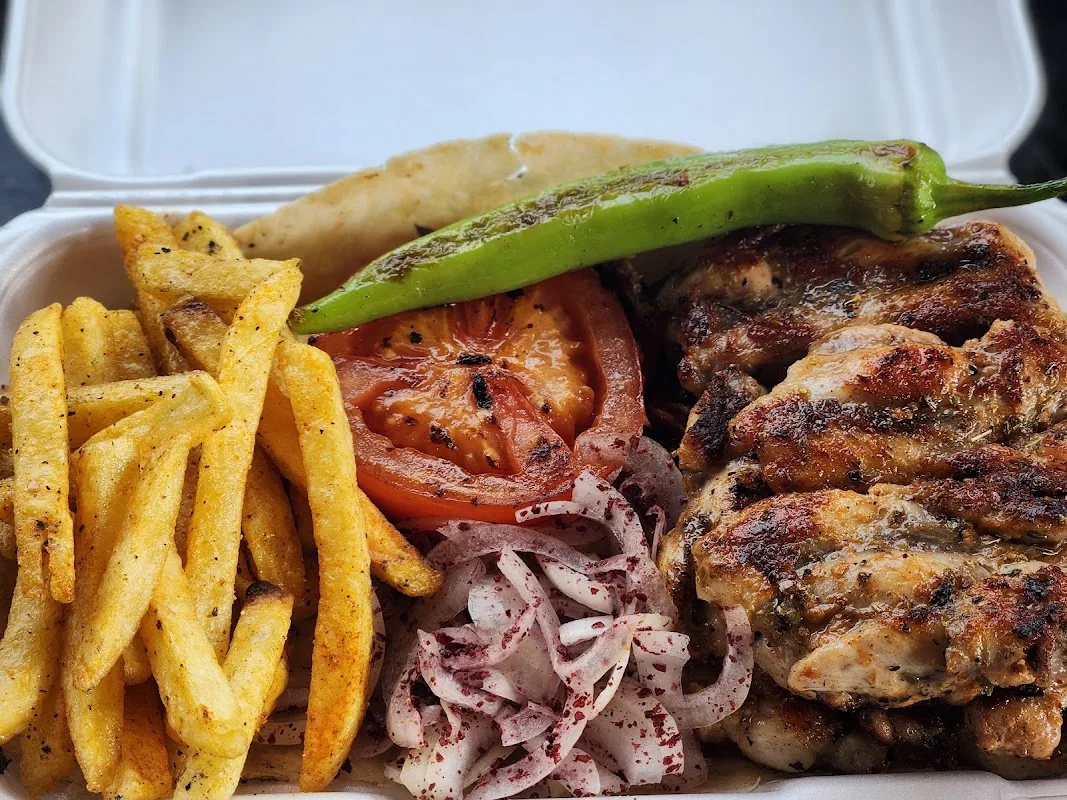 STREVA Street food & cafe