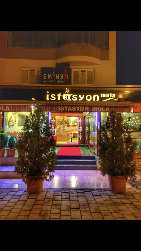 İstasyon Mola