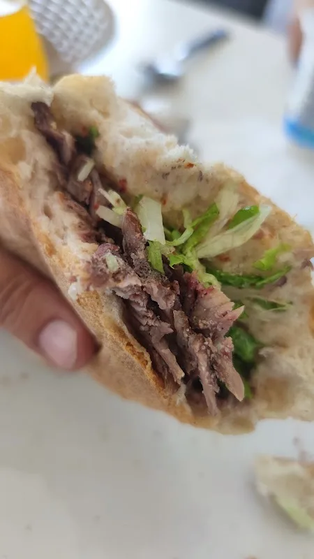 Özlem Kebap Salonu