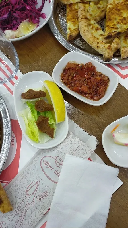 Kıyak pide ve kebap salonu