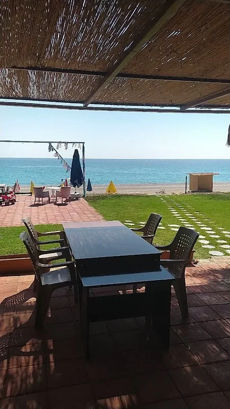 Demre Özgür Beach Restaurant