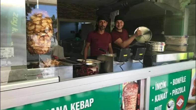 ZAY Soslu Döner'Kilo ile Mangal