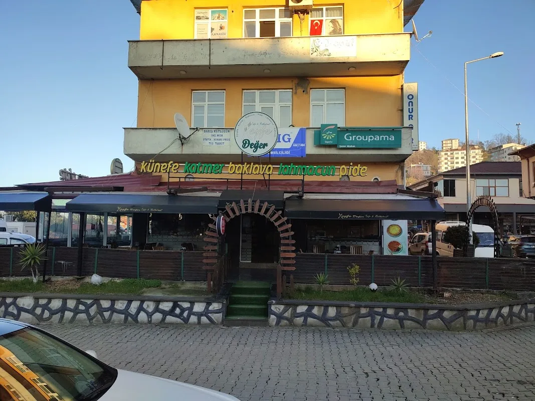 Keyf-e Değer künefe katmer baklava pide lahmacun