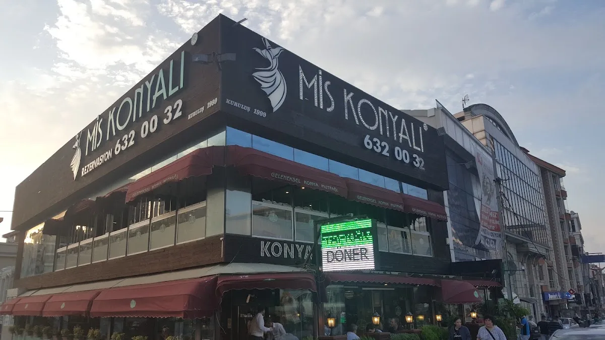 Mis Konyalı ÜMRANİYE