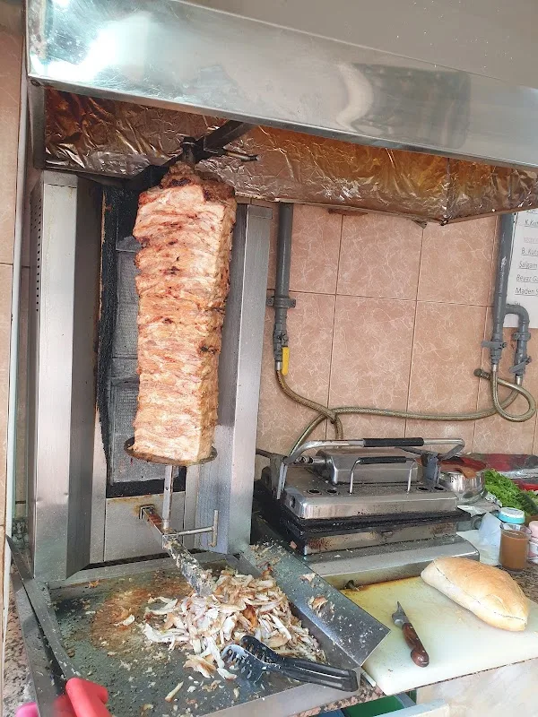 Usta döner