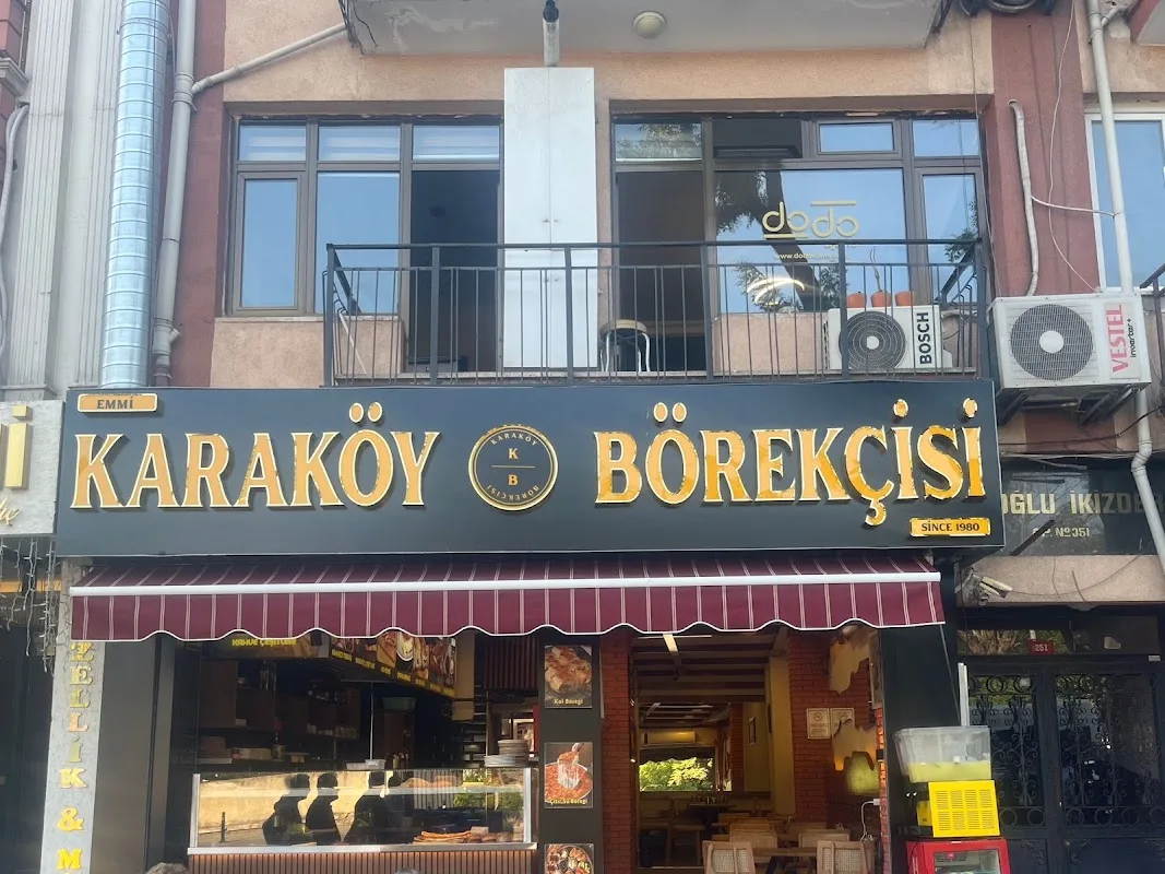 Emmi Karaköy Börekçisi
