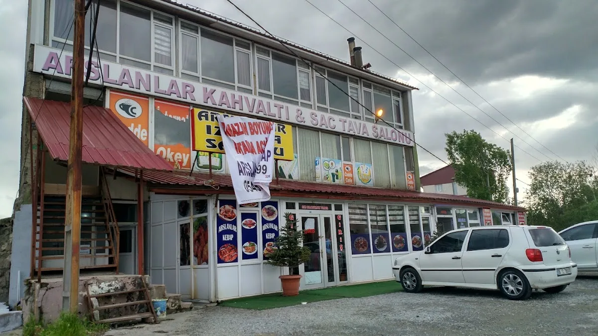 Arslanlar Pide Lahmacun Balık Restaurant