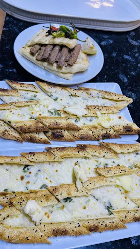 Şafak Pide