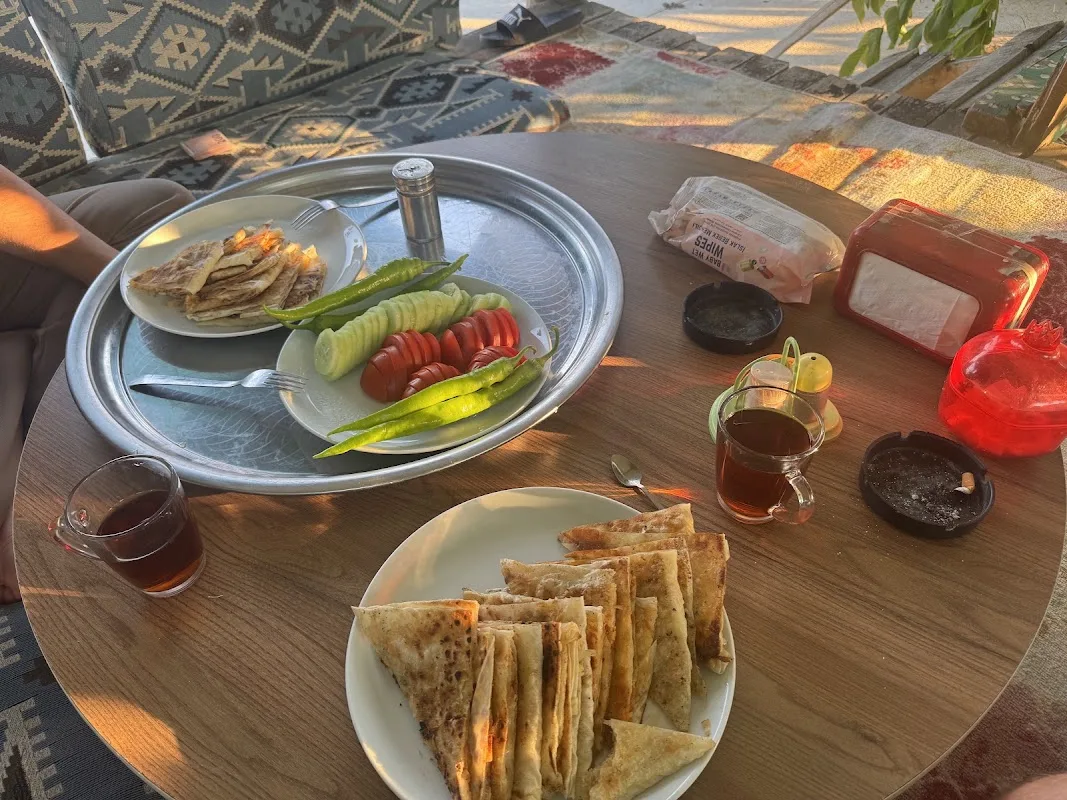 Kıraç Gözleme Ve Yöresel Ürünler