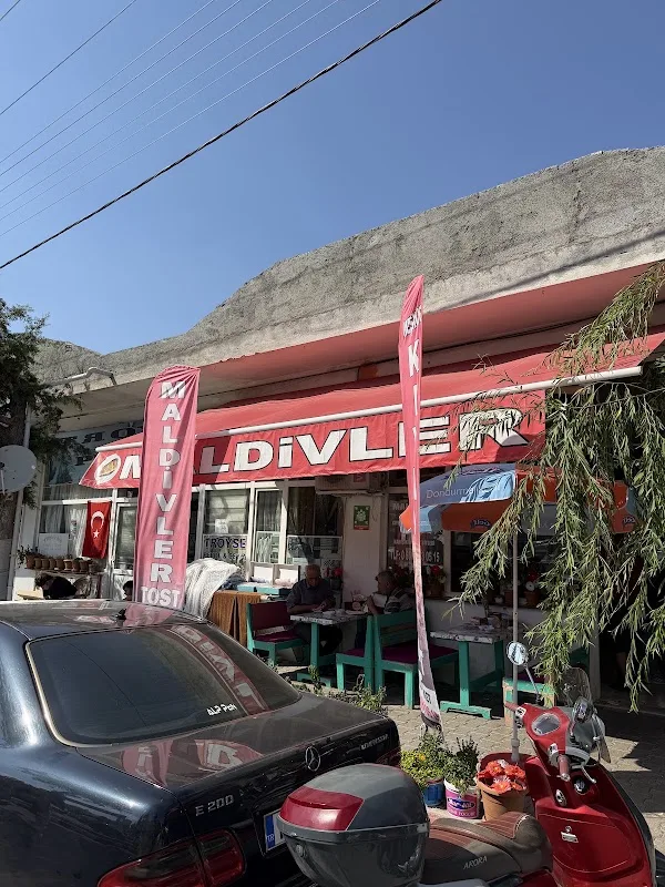 Maldivler Tost Salonu