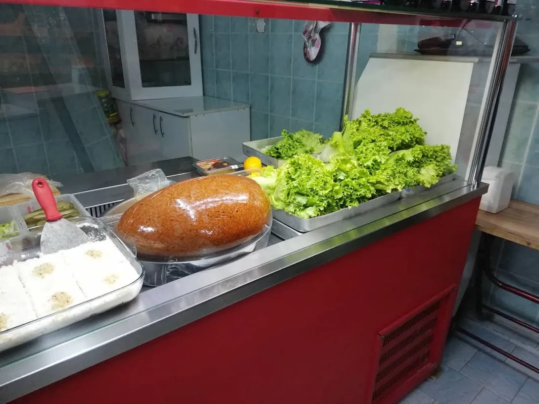 Meşhur adıyaman çiğ köftecisi büyükorhan