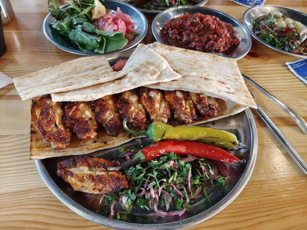 Kebapçı Mustafa 01 Adanalılar