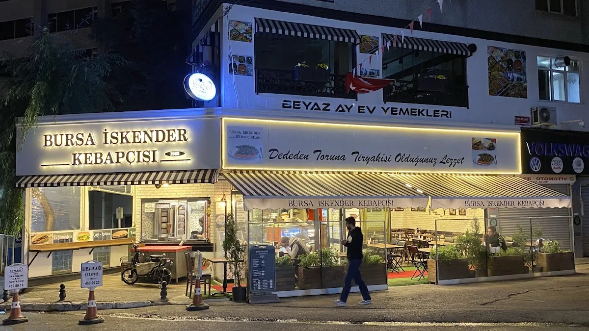 Bursa İskender Kebapçısı & yaprak et döner