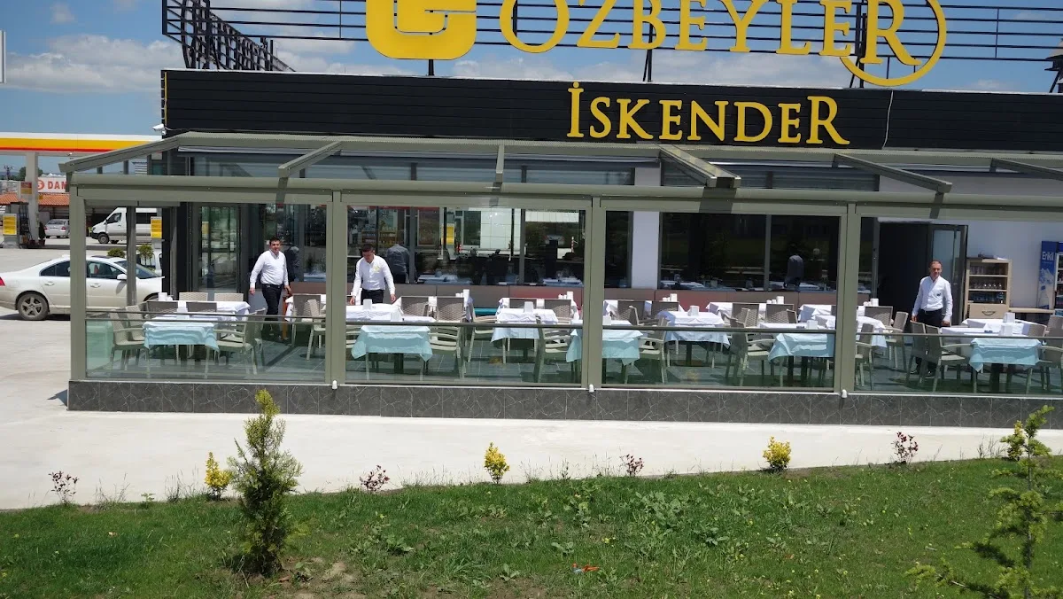 Özbeyler Park İskender
