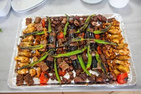 Adana sofrası babiş'in yeri