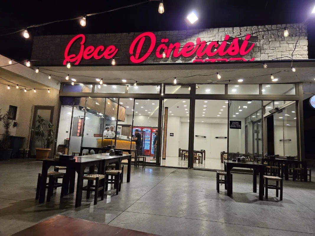 ÖZBEY Gece Dönercisi