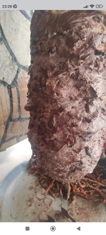 Muhtarın Yeri Yaprak Döner