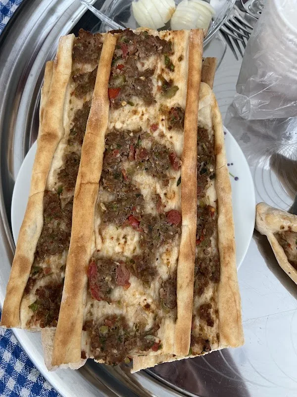 Birtat pide ve lahmacun salonu