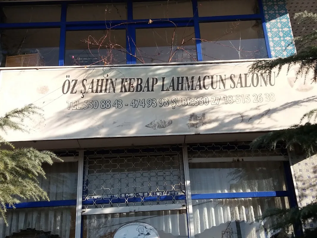 Öz Şahin Kebap Lahmacun Salonu