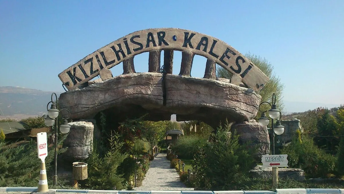 KIZILHİSAR KALESİ