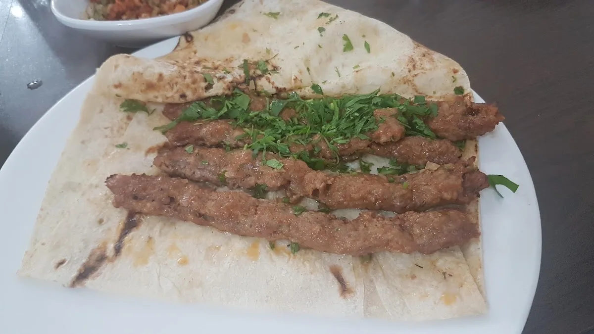 Özcan Baba Kebap Salonu