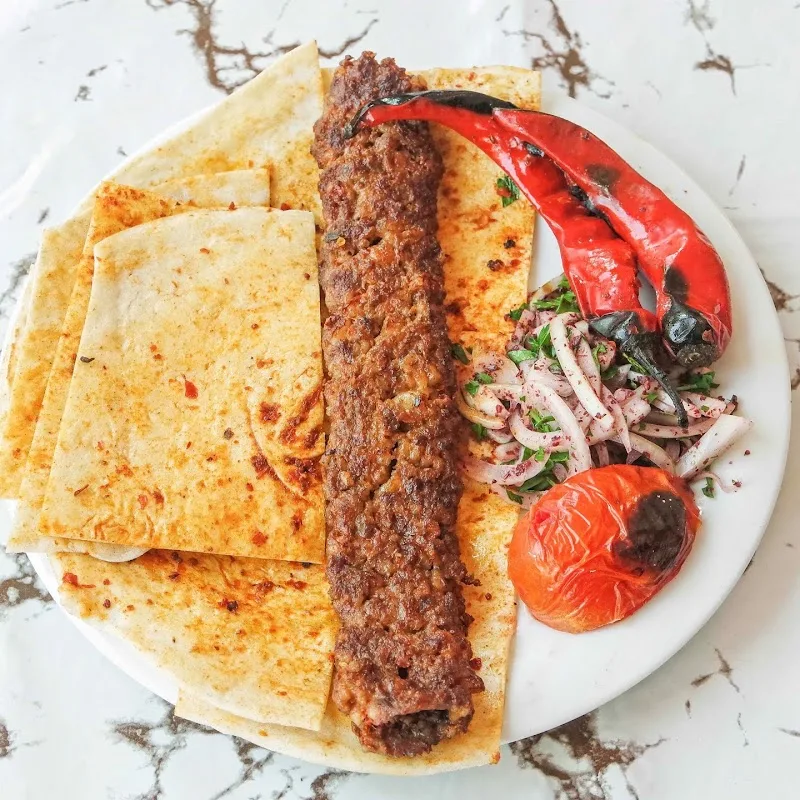 MEŞHUR ÇORBACI ADNAN USTA