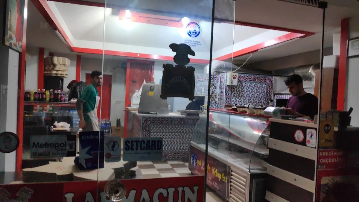 Tarihi Bedir Sofrası Kebap Lahmacun