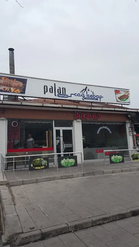 Palan Tortum Cağ Kebap