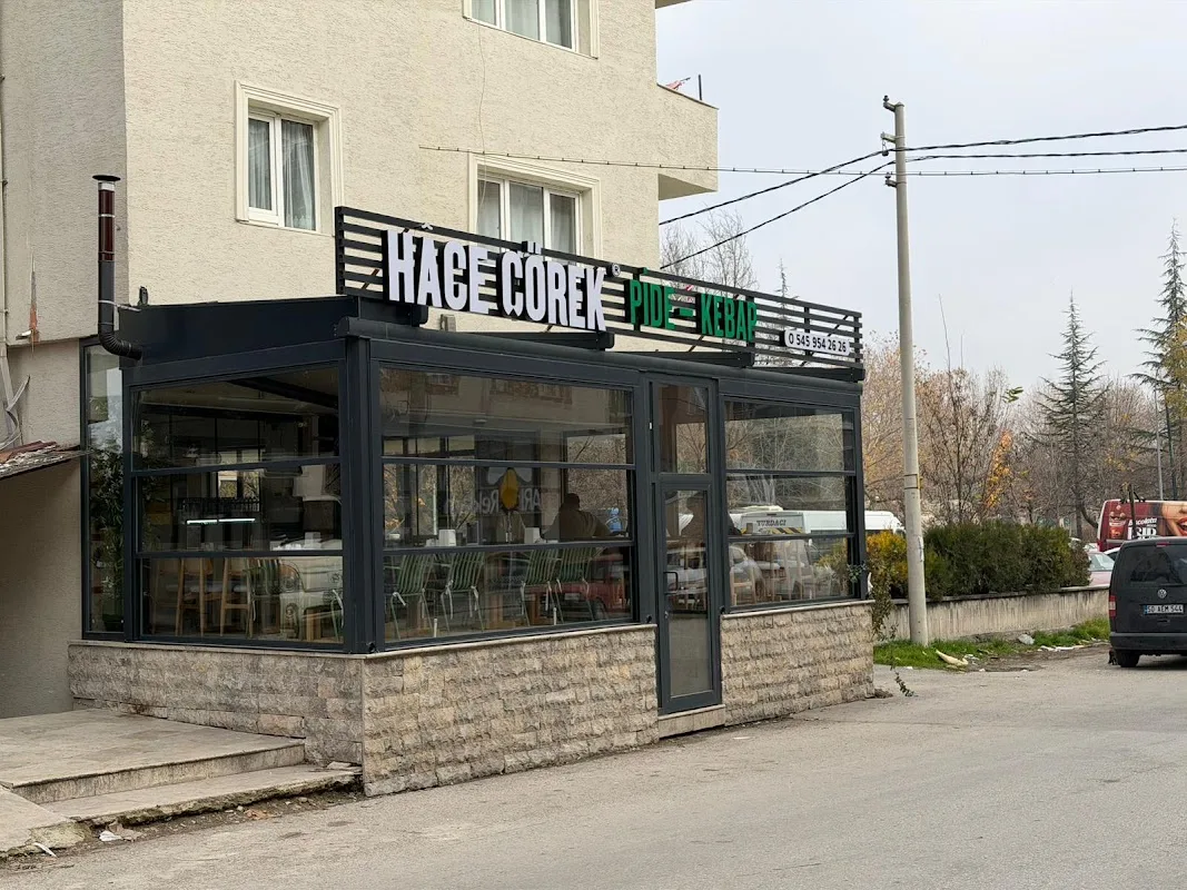 Hace Çörek Cızlama Kebap