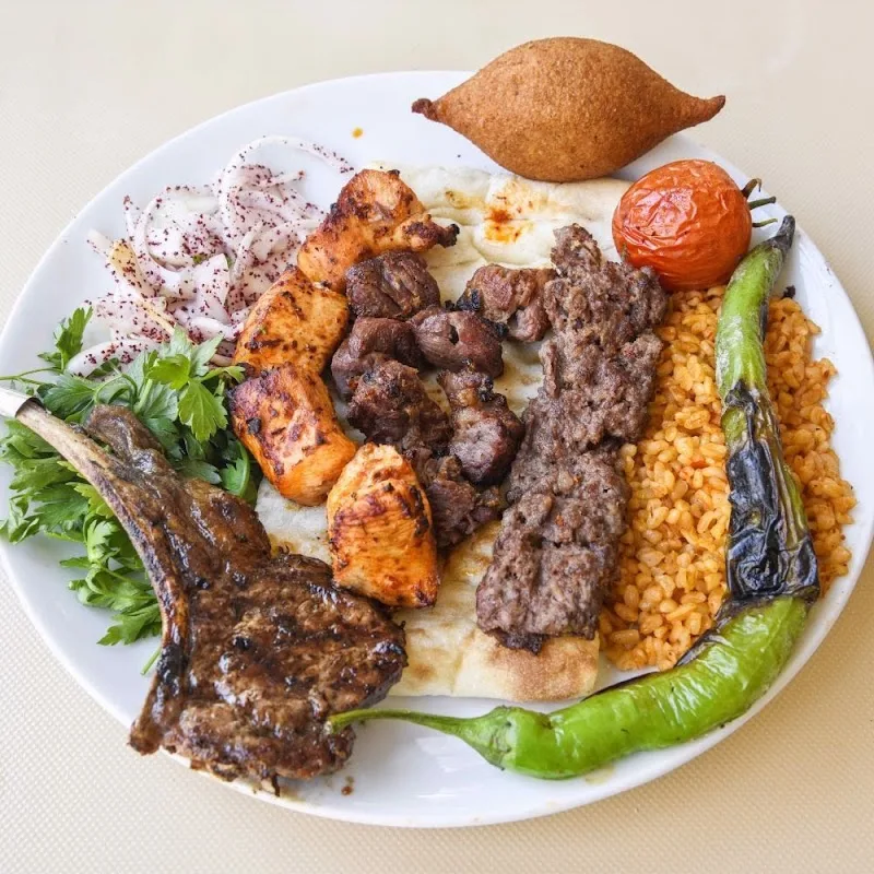 Özer usta ızgara kebab salonu