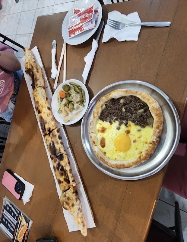 Onur pide espiye