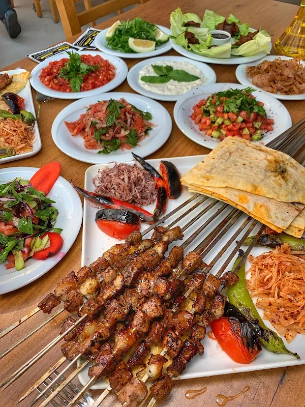 Zeki Usta Kebap Mersin Şubesi