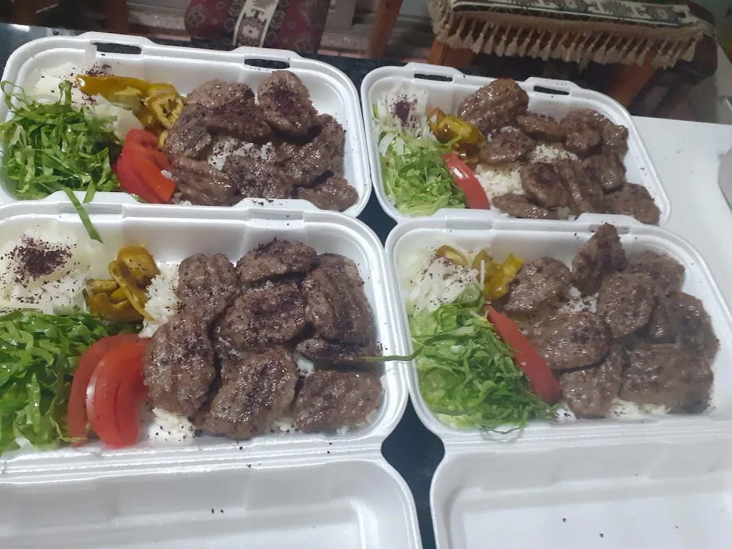 Usta Döner ve Çorba Salonu