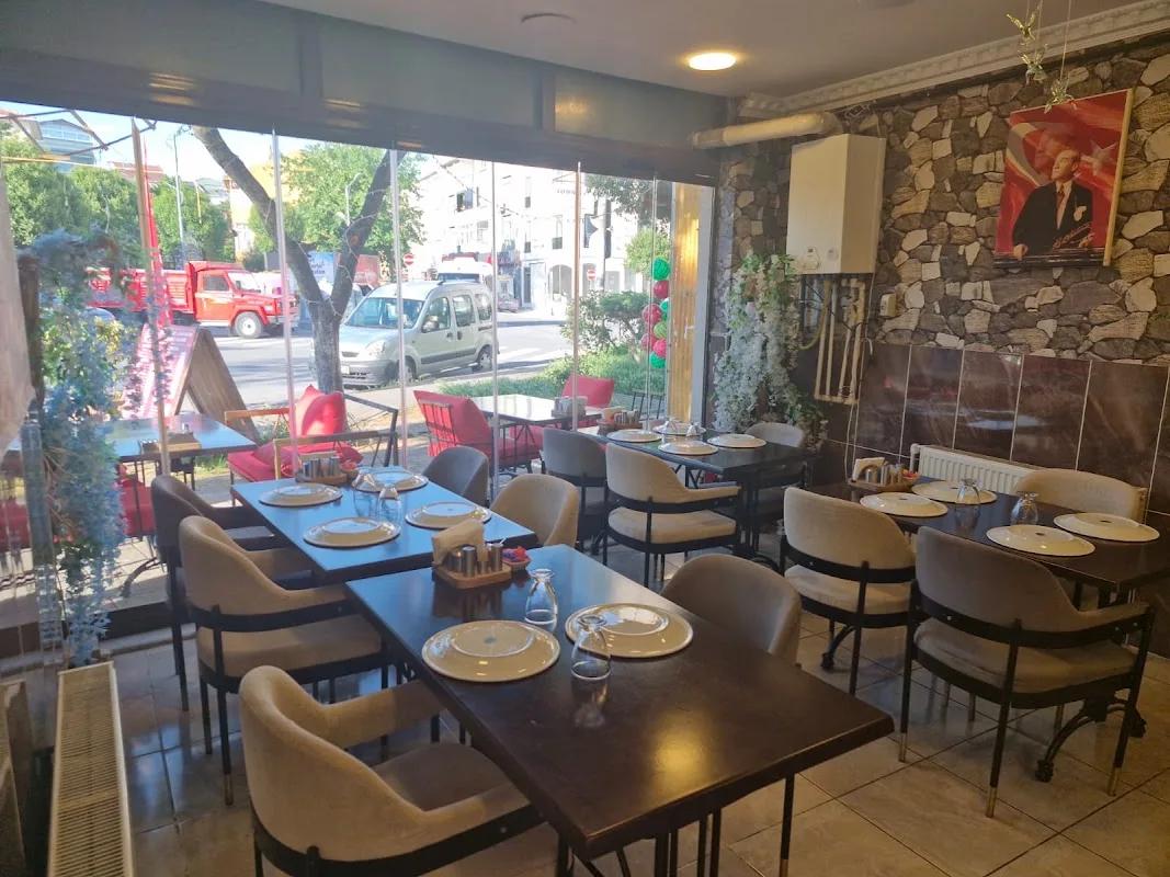 ABDİ USTA KEBAP PİDE LAHMACUN DÖNER SALONU