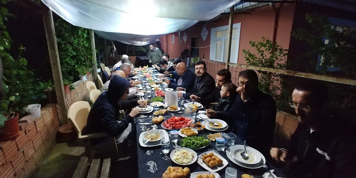Abana Seyir Teras & Restoran & Kafe & Piknik & Mangal & Düğün Salonu & Kamp & Çadır Yeri