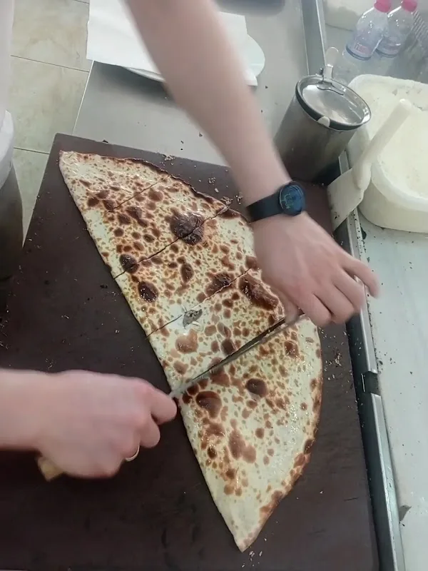 Çakıroğulları Etli Ekmek ve Et Lokantası ve Kasap Ağlı