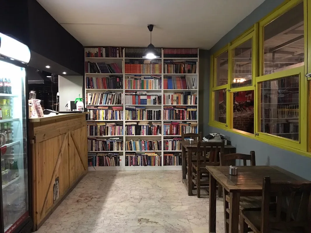 Kitap Kafe Avcılar