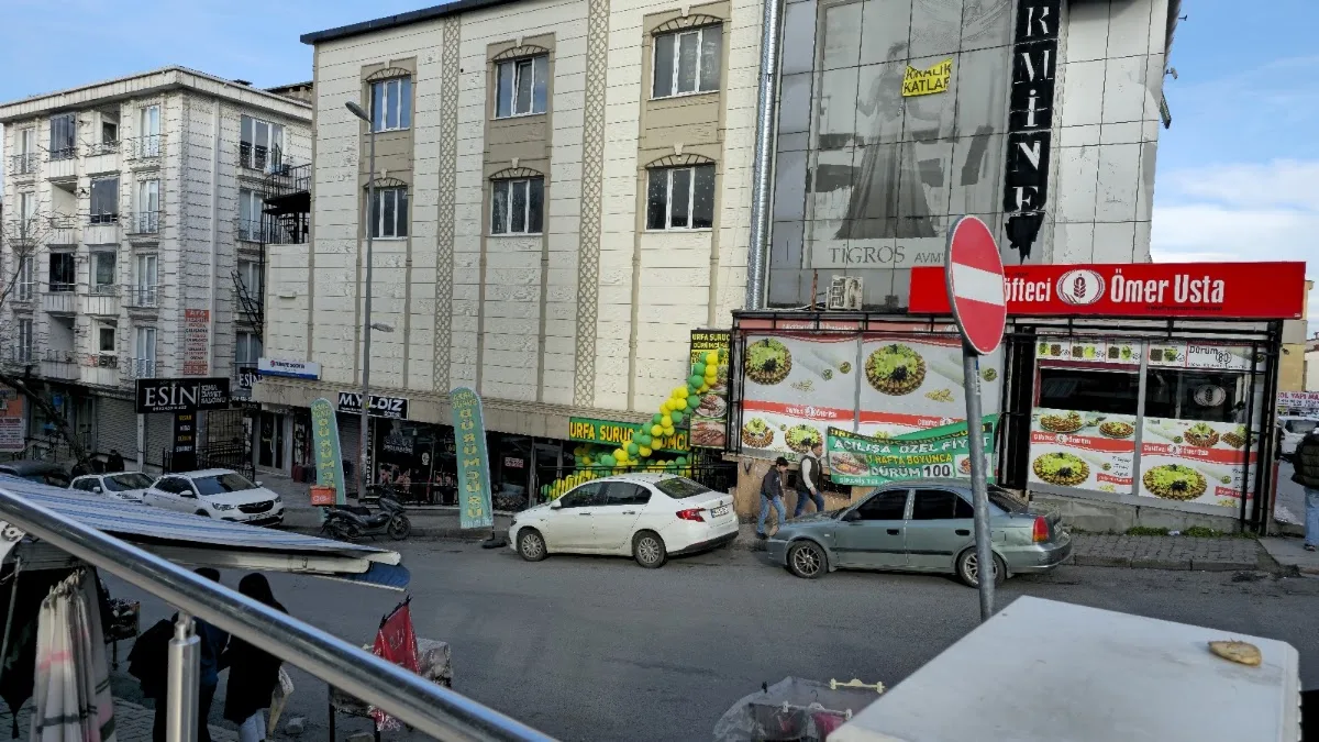 URFA SURUÇ DÜRÜMCÜSÜ