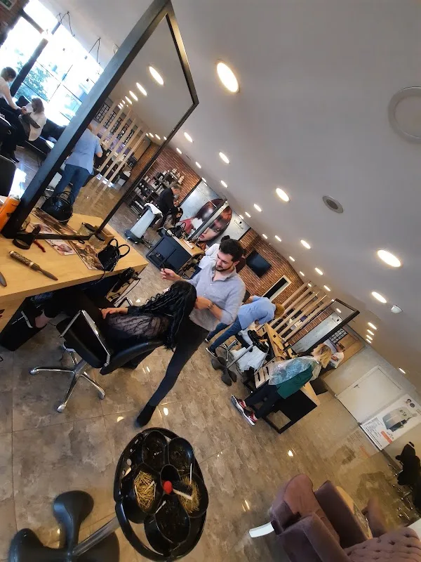 Üstün Köylü Hair Design Bayan Kuaförü Adana Çukurova Kenan Evren