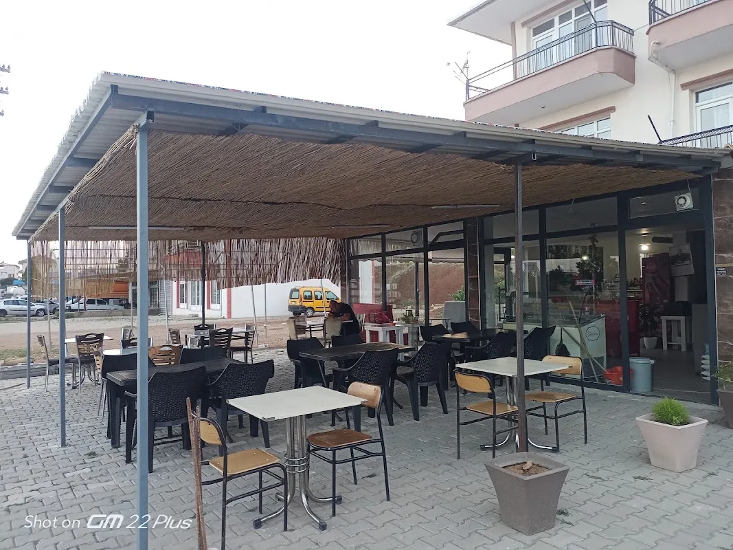 NOSTALJİ CAFE & BİSTRO