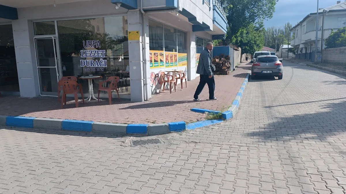 Şanlı Urfa Lezzet Kebap Pide Lahmacun Salonu