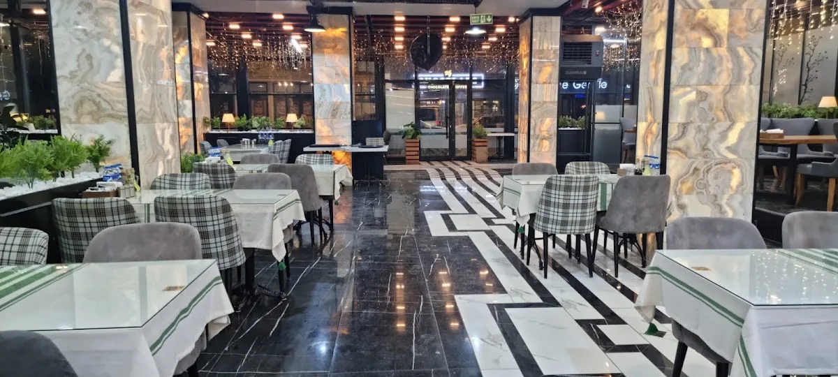 Antepi Kebap & Künefe Han ( Hunter Burger)