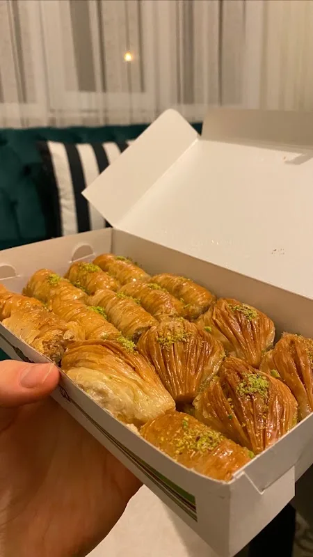 Akgün Pastanesi