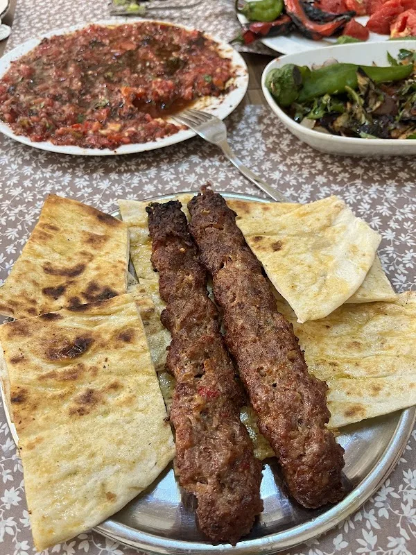 Kebapçı Akif Usta