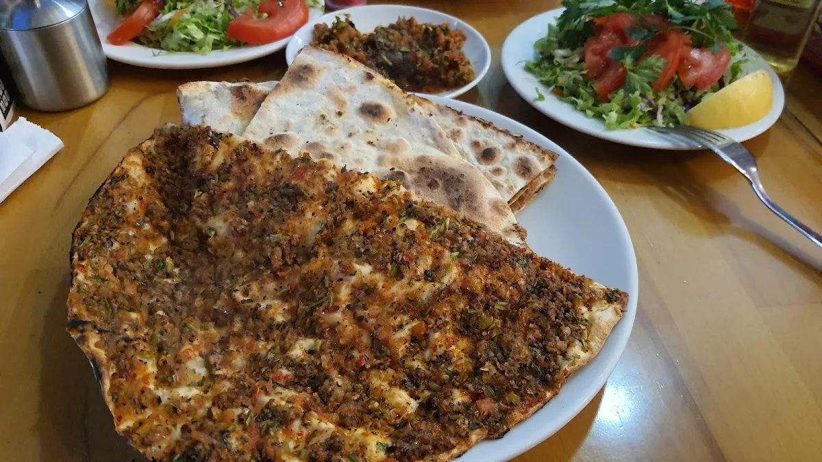 Mazıdağlı Kebap Lahmacun Salonu