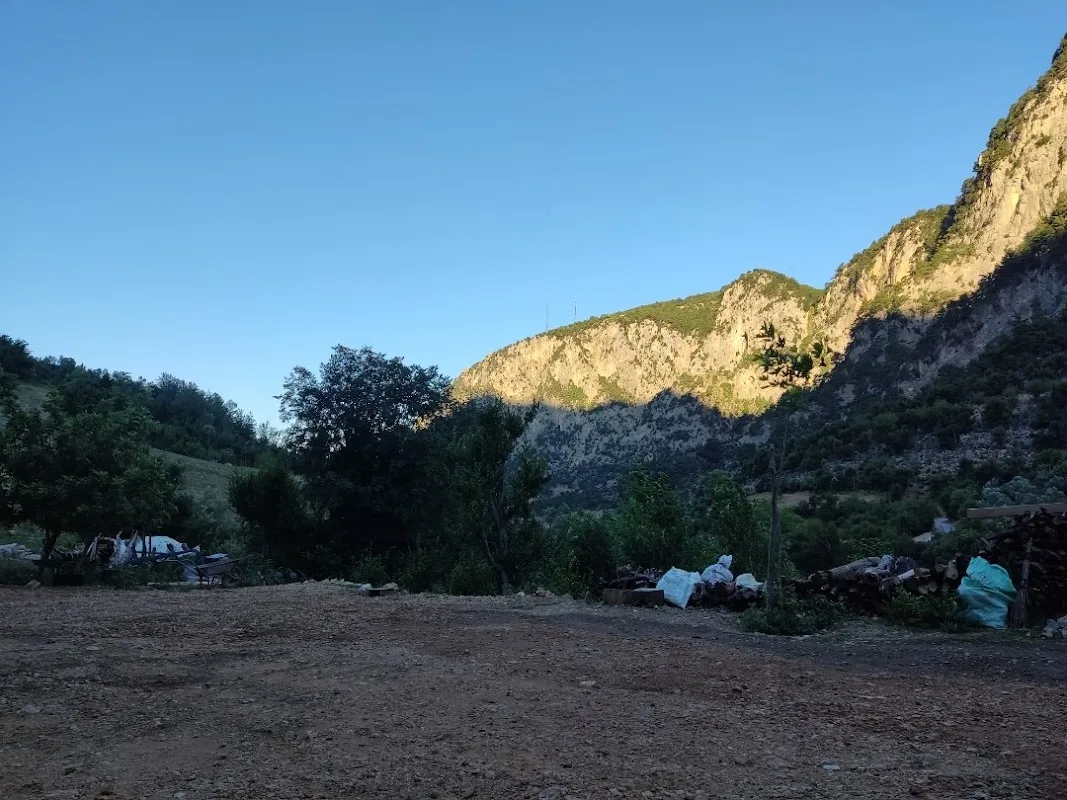 Muhtarın Yeri Kebap Kuşbaşı