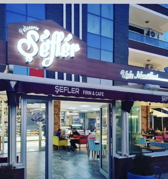 ŞEFLER CAFE ÜNLÜ MAMÜLLERİ